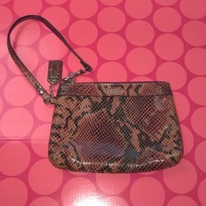 Pink Lizard Skin Coach Change Wristlet 💞🦎